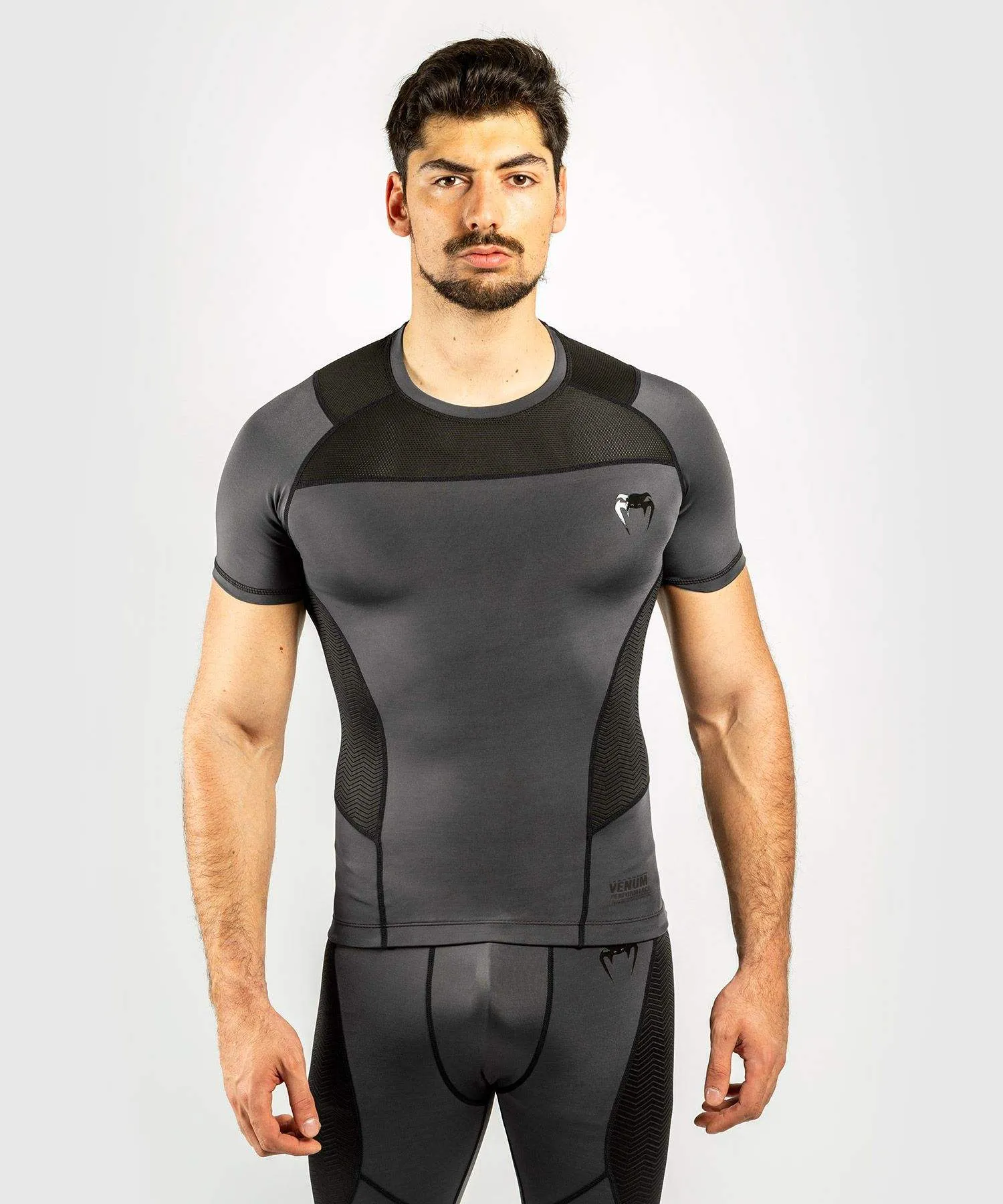 VENUM G-FIT RASHGUARD - SHORT SLEEVES